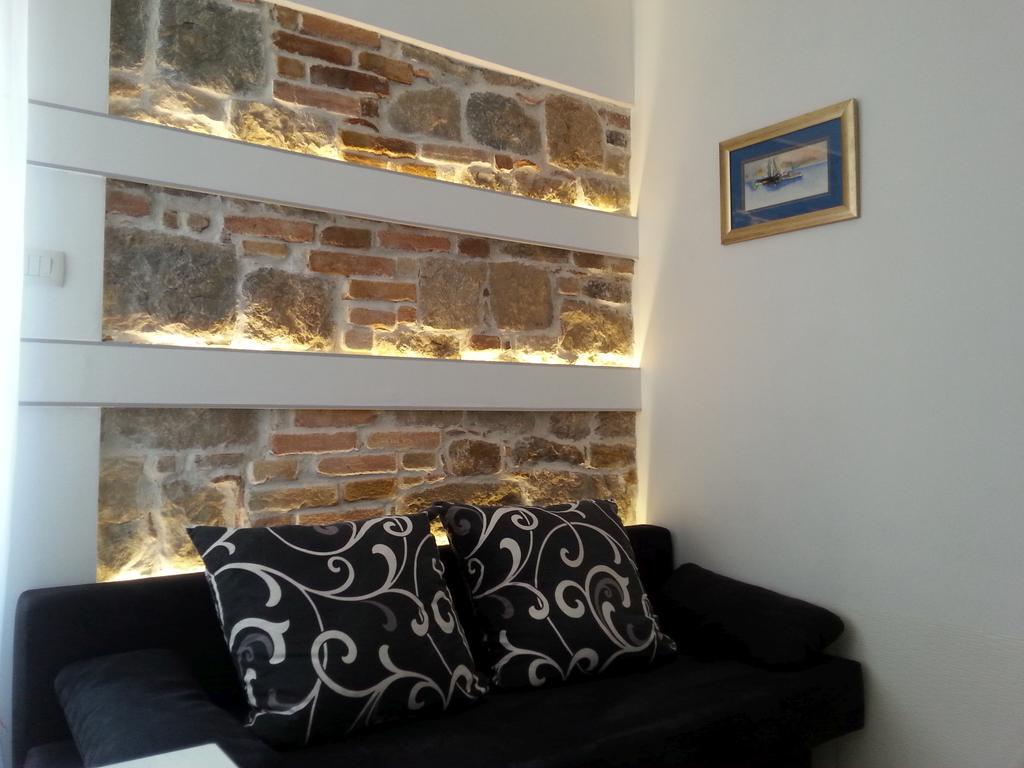 Apartments Magdalena สปลิท ภายนอก รูปภาพ
